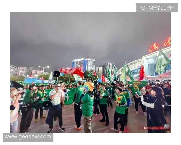 战鼓催征 “湘超”来了丨“湘超”现场，温情看护的医疗哨位